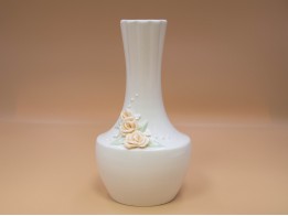 Vase Model 24 Peach Roses